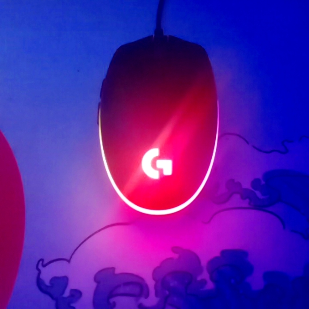 Logitech G203